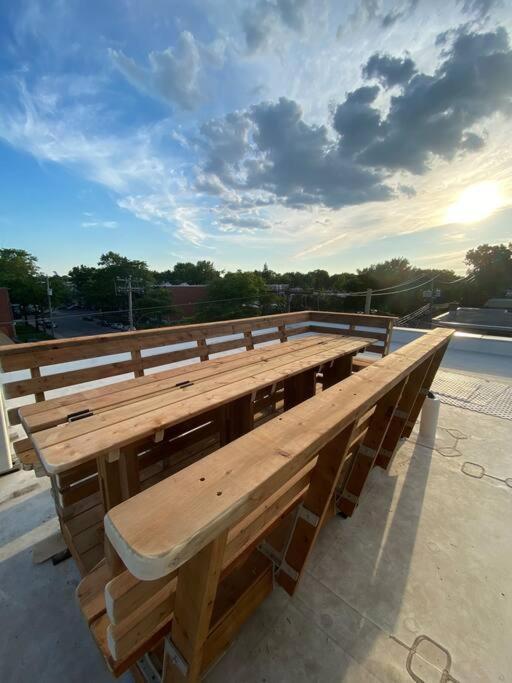 Appartement 3,5 Style Contemporain Pres De Tous Les Services Et Transport En Commun Montréal